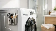 Kam s brýlemi v koupelně: jednoduchý magnetický držák na bok pračky bez vrtání