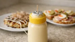 Jak udělat z lahve majonézy „cukrářský sáček“ a kreslit tenké linky