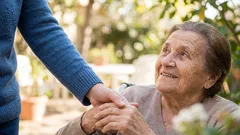 Soužití ve stejném bytě se seniorem vás může přivést k šílenství: rady odborníka